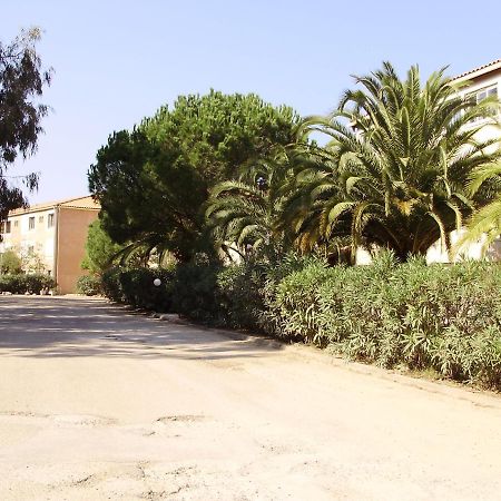 Appartement F1 Calvi A 150 Metres De La Plage Kültér fotó